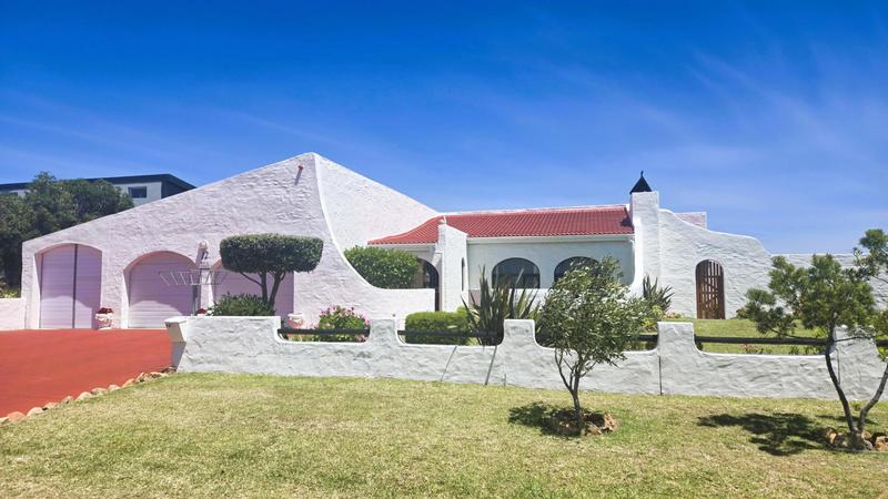 3 Bedroom Property for Sale in Kleinbaai Western Cape